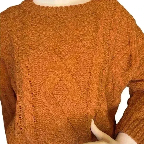 Altar D State Recycled Cotton Cable Crew Sweater. - Picture 3 of 11